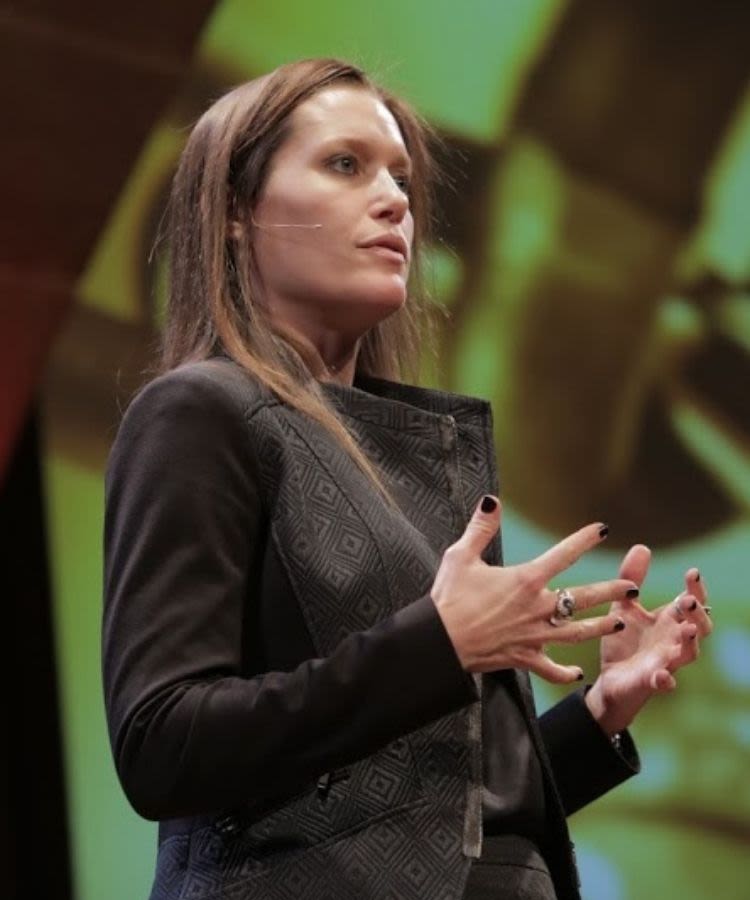 Photo of Renee Knake Jefferson speaking