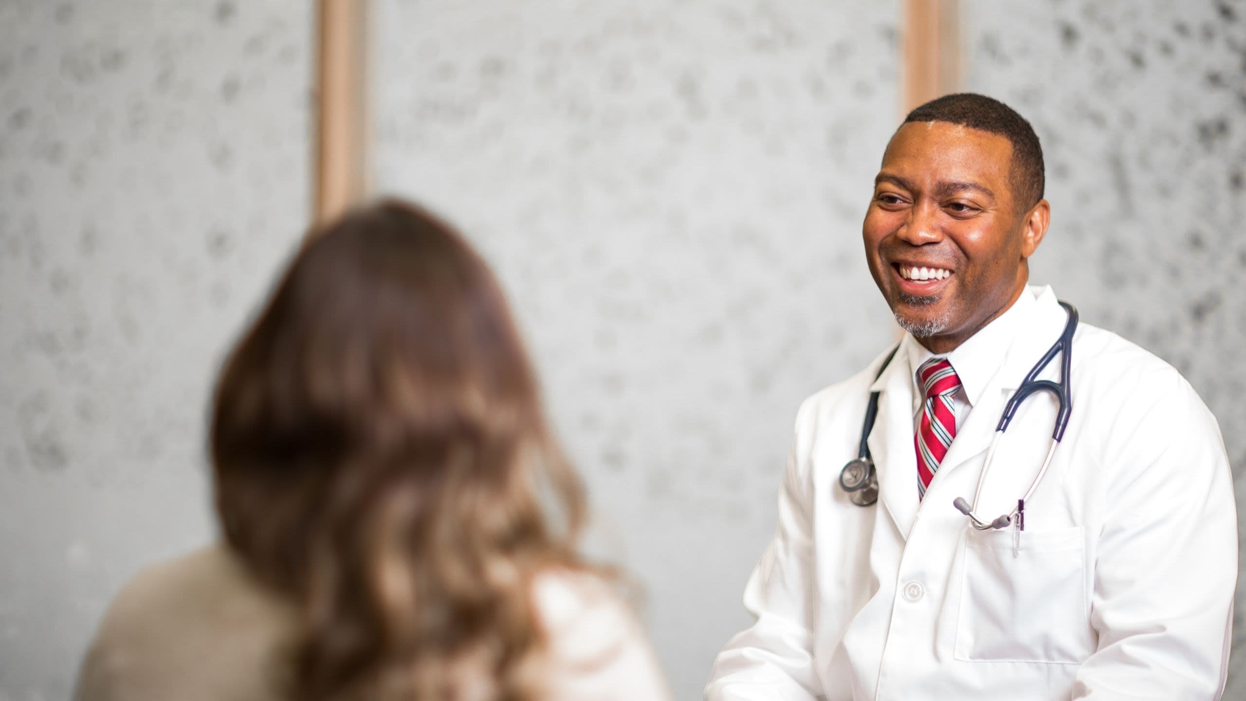 Doctor talks with a patient