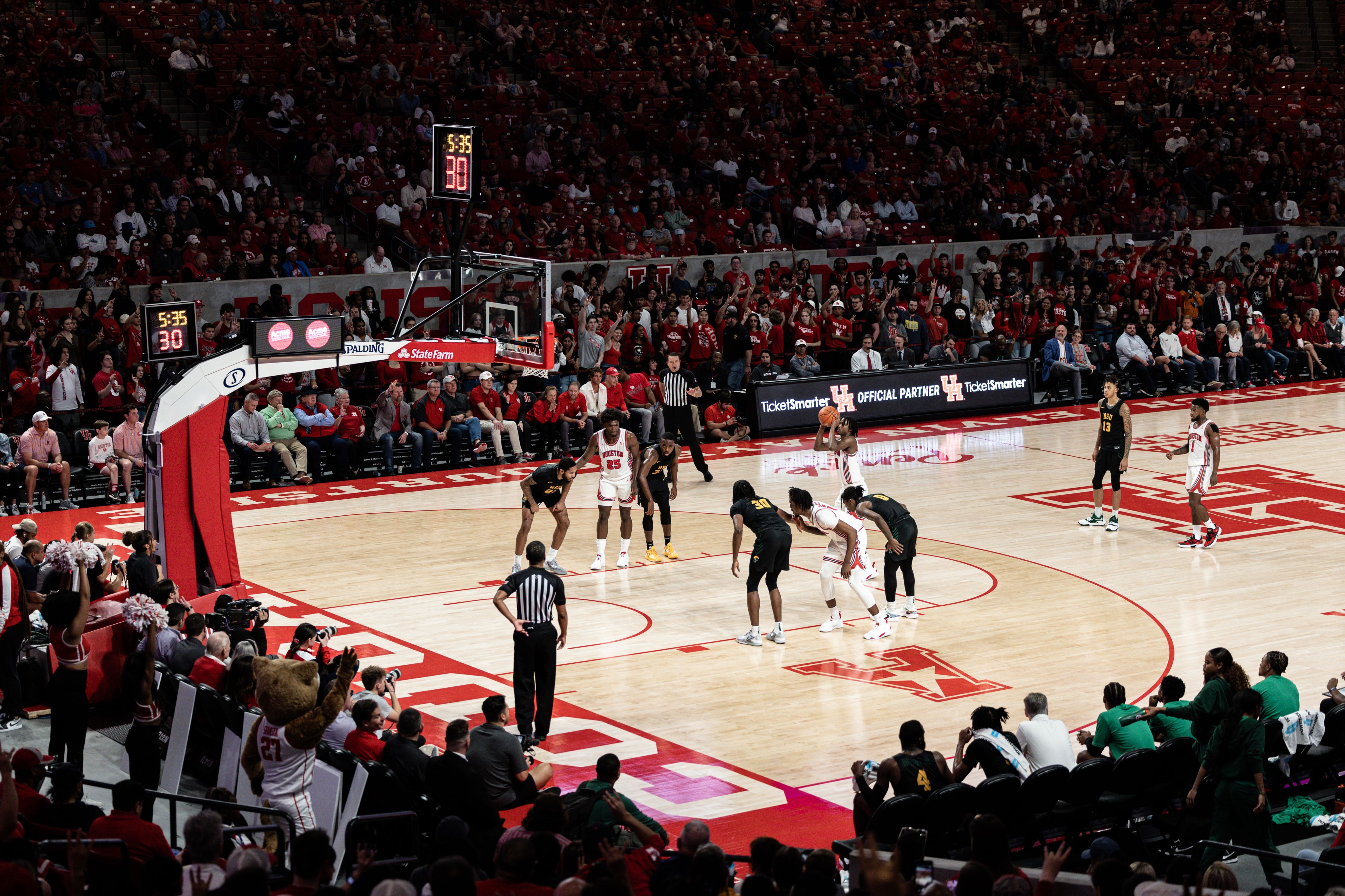A wide angle shot as Tramon Mark shoots a free throw.