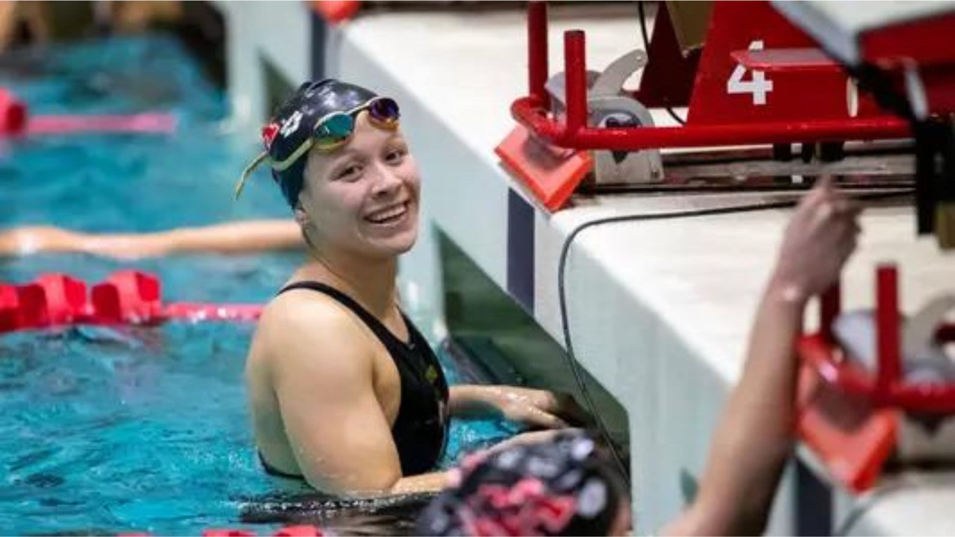 Alondra Ortiz in pool after race