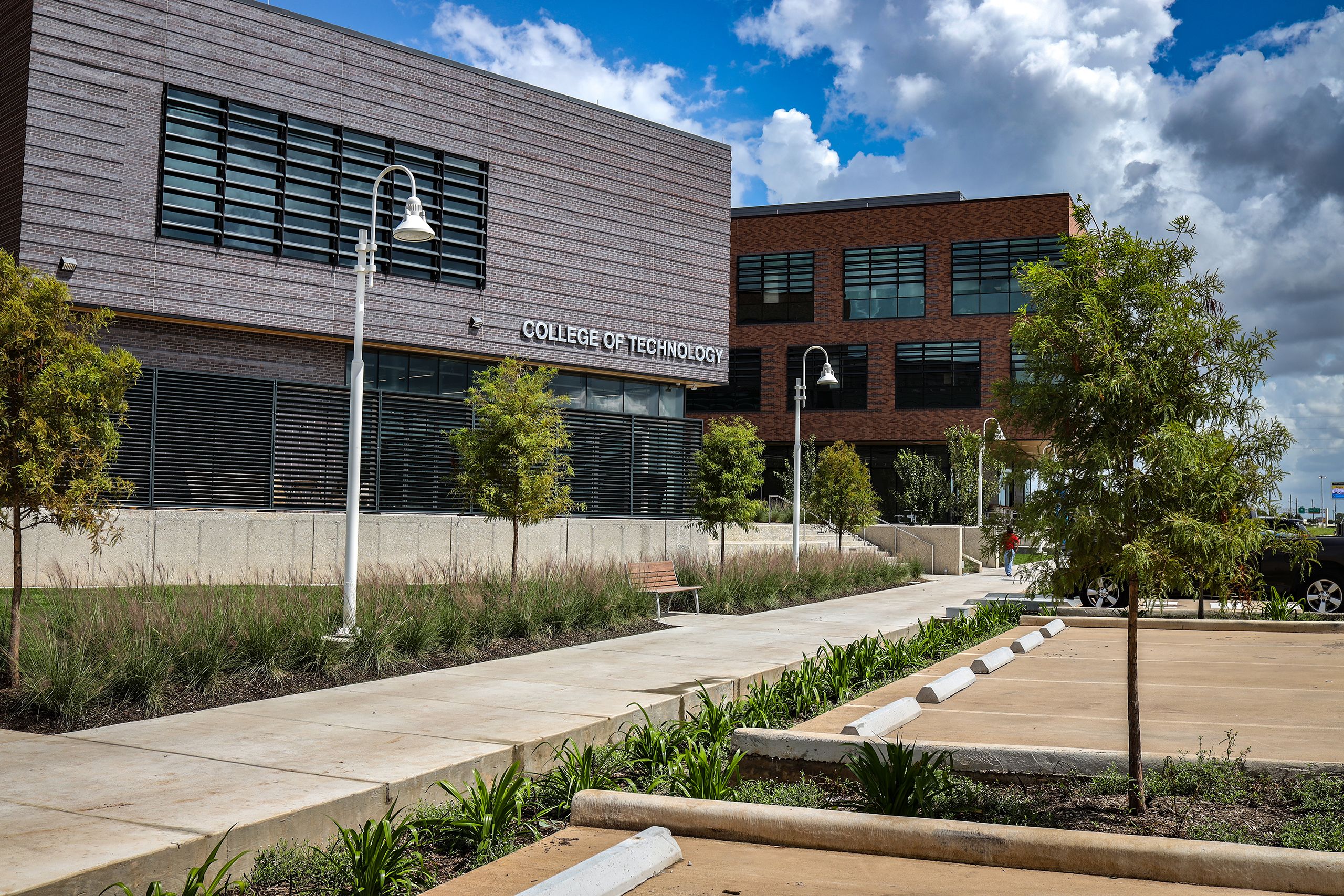 UH at Sugar Land College of Technology