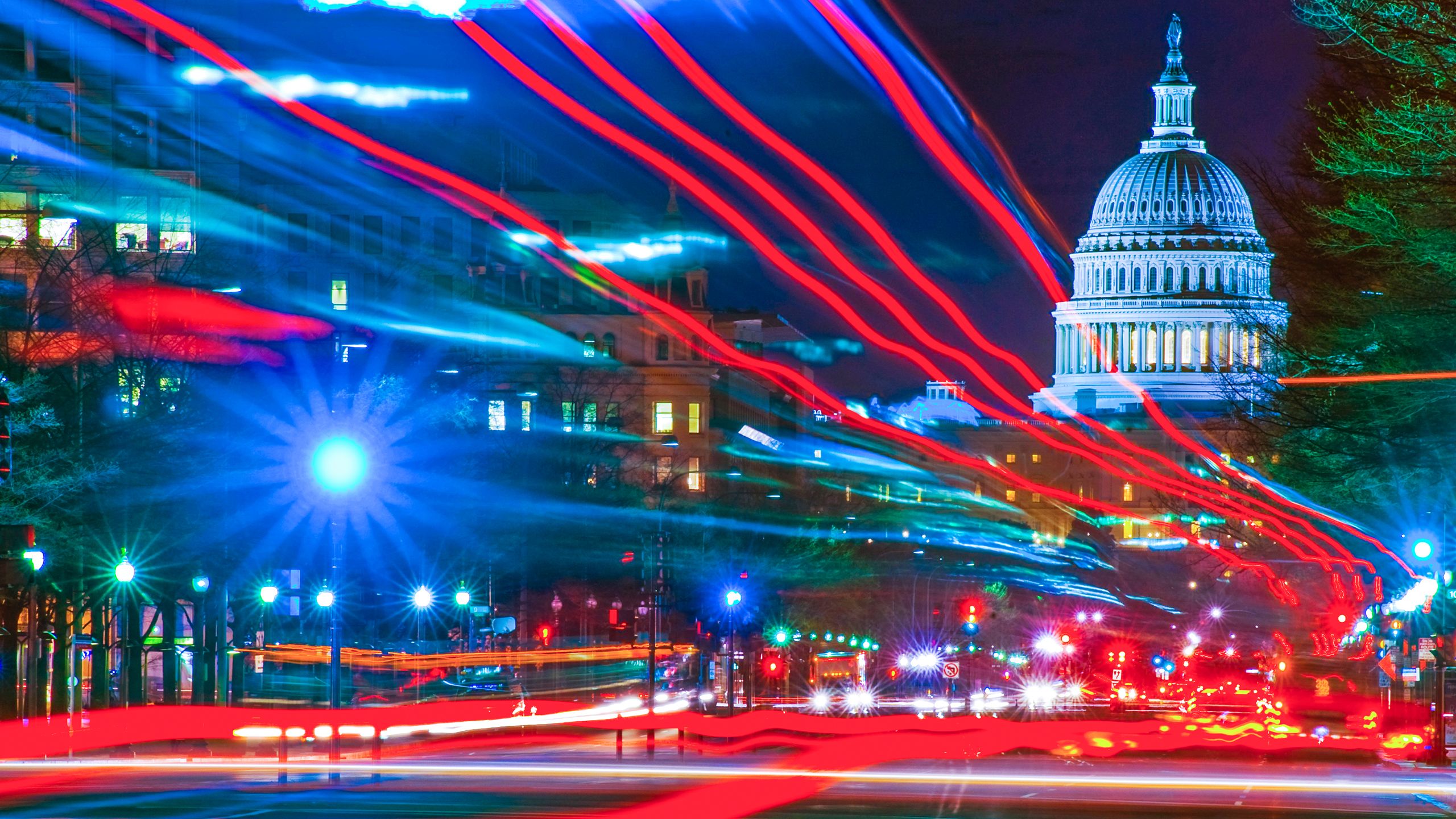 Photo of the Texas Capitol at night
